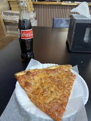 Pizza by Yandys (New York and detroit style pizza) by null