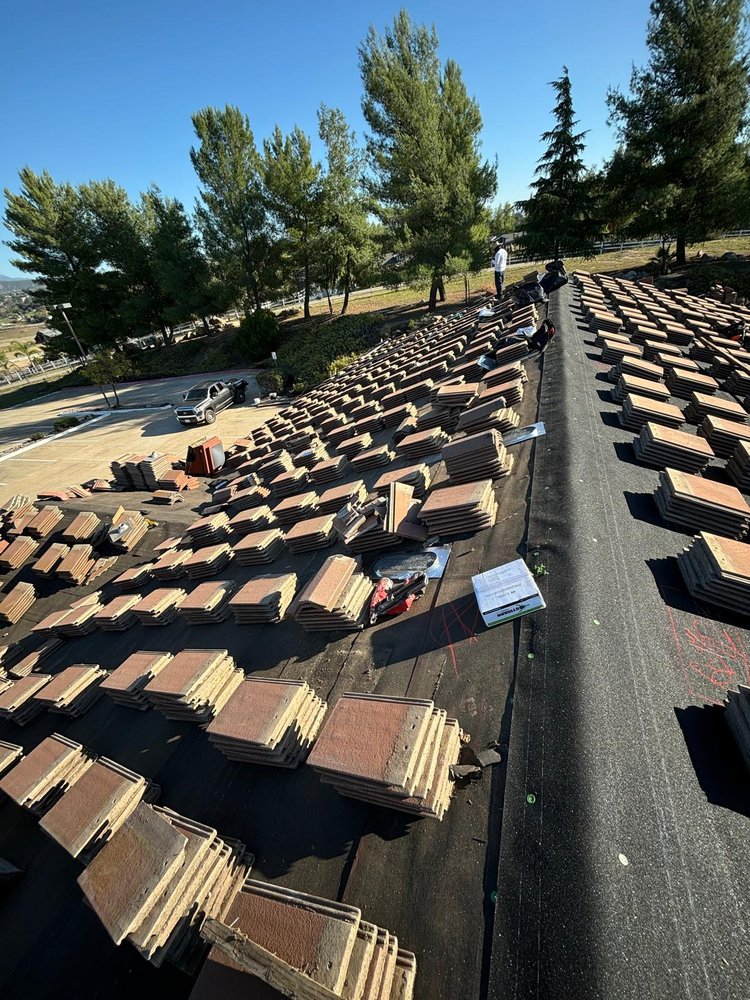 Slide of Tonty Roofer