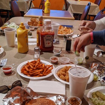 Real Burger - All of this food came out, fresh and hot at the same time, mere minutes after we ordered. - Burgers Near Me - Santa Fe, New Mexico