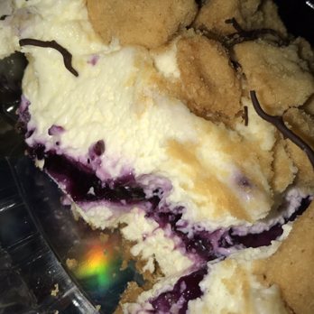 Rockaberry - Blueberry cheesecake crumble tho - Desserts Near Me - Montreal, Quebec