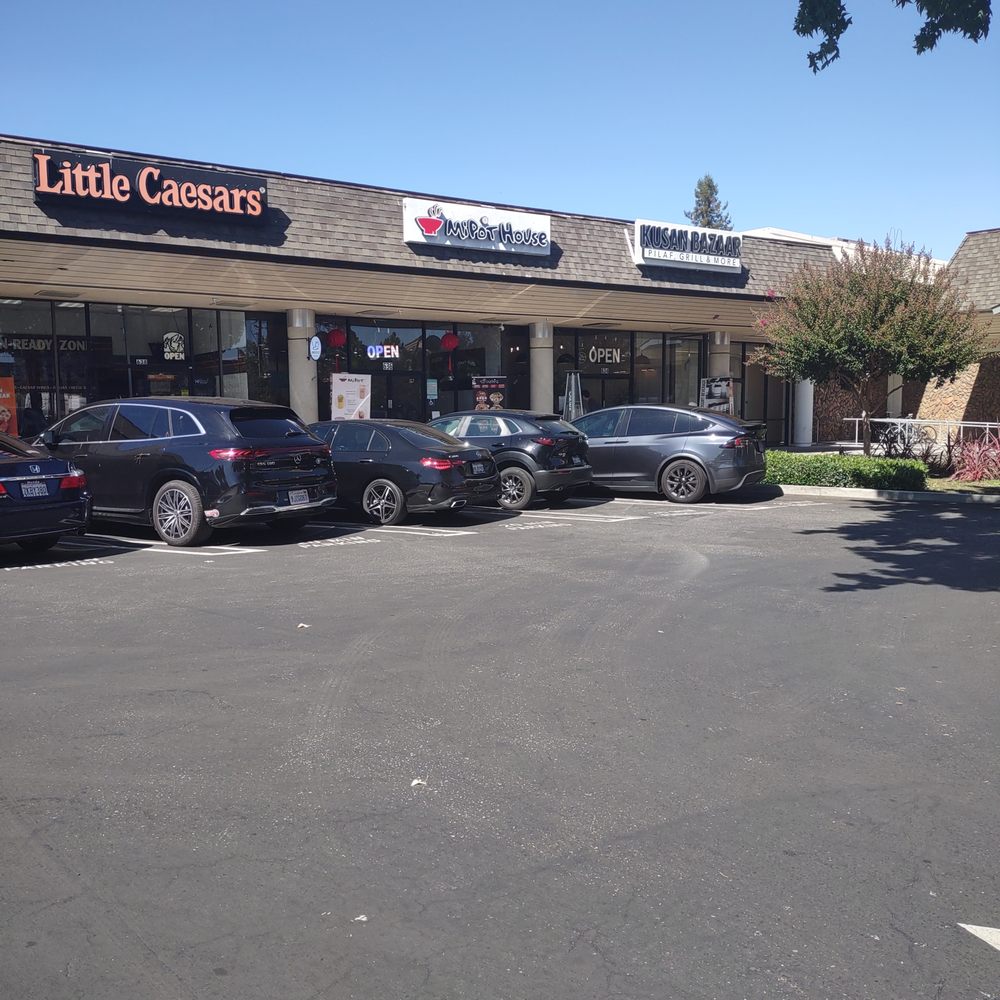 Kusan Bazaar | Silk Road Grill & Noodles 龟兹集市 - Exterior - Halal Near Me - Mountain View, California Kusan Bazaar | Silk Road Grill & Noodles 龟兹集市 - Exterior - Halal Near Me - Mountain View, California