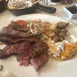 Red's Porterhouse (36 oz.) Loaded Mashed Potatoes Pancetta Roasted Brussels Sprouts Lobster Mac 'n Cheese Red's Porterhouse (36 oz.) Loaded Mashed Potatoes Pancetta Roasted Brussels Sprouts Lobster Mac 'n Cheese