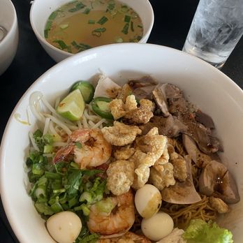 Lemon Pepper Vietnamese Cuisine - Vietnamese Near Me - Oakland, California