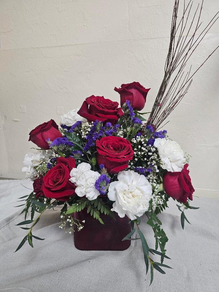 BLOSSOMS BLESSINGS FLOWERS & GIFTS 815 E Main St, Yukon, Oklahoma