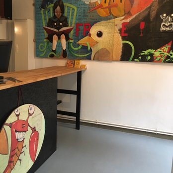 Lefter Records - Vinyl Records Near Me - Berlin, BE Lefter Records - Vinyl Records Near Me - Berlin, BE