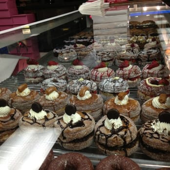 Friendly Donuts - Croinuts - Donuts Near Me - Orange, California Friendly Donuts - Croinuts - Donuts Near Me - Orange, California