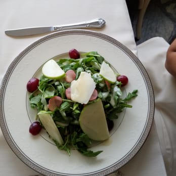 Cedar Knoll - New American Near Me - Alexandria, Virginia