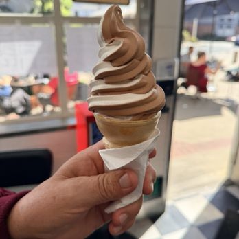 The Shore Shack - American Near Me - Pacifica, California