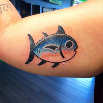 Double Cross Tattoo - Tattoo Near Me - Davie, Florida Double Cross Tattoo - Tattoo Near Me - Davie, Florida