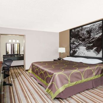 Super 8 by Wyndham Monteagle TN - Guest room - Hotels Near Me - Monteagle, Tennessee Super 8 by Wyndham Monteagle TN - Guest room - Hotels Near Me - Monteagle, Tennessee