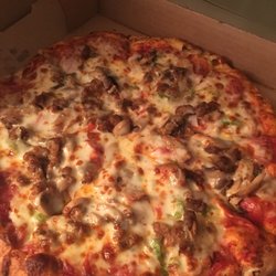 Pizza King - Deluxe (6 toppings) medium hand tossed