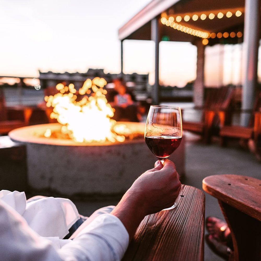 PINSTRIPES Updated Jun 2024 599 Photos & 591 Reviews 1150 Willow