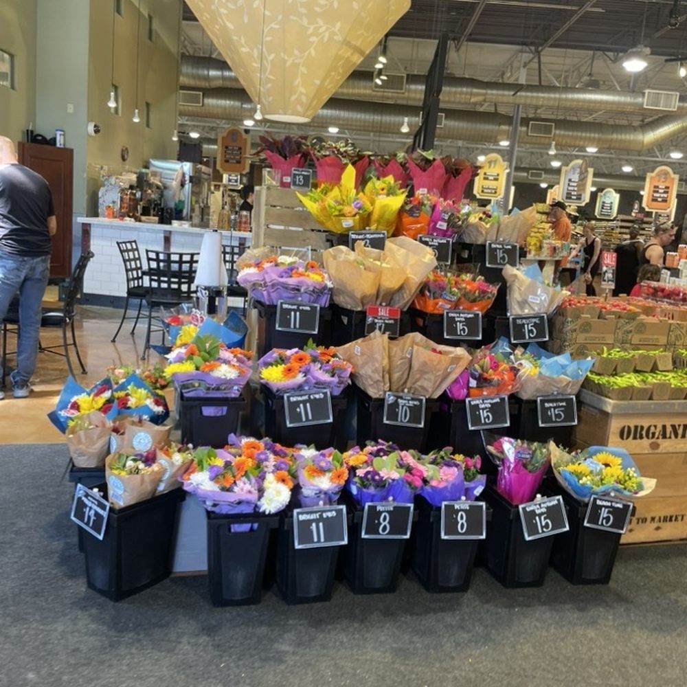 Nugget Markets - Fresh flowers - Grocery Near Me - Vacaville, California