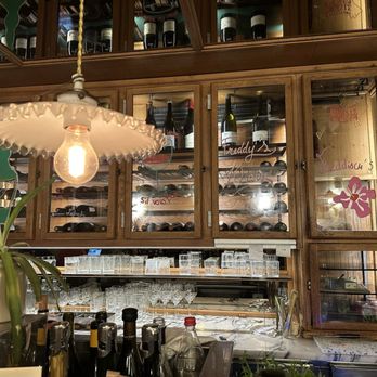Freddy's - Interior - Tapas Bars Near Me - Paris, 75