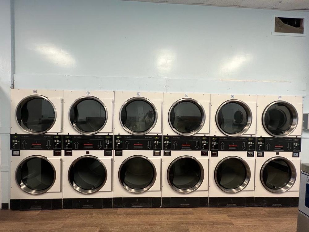 WASHOTONIC LAUNDROMAT Updated August 2024 15 Photos 4115 Concord