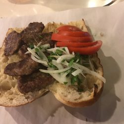 Köfteci Nazım Usta - Köfteler kâğıt üzerinde..