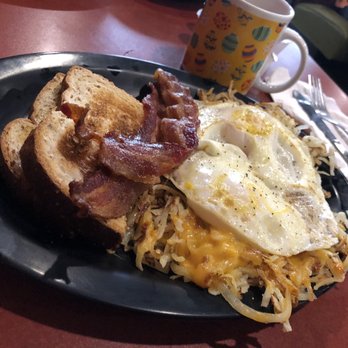 The Flipping Egg - Texas Hash with bacon - Breakfast & Brunch Near Me - Abilene, Texas