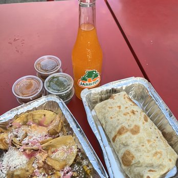 TBT El Gallo - El Ricky Bravas, Tierra Santa, Vegan Burrito - Mexican Near Me - Richmond, Virginia TBT El Gallo - El Ricky Bravas, Tierra Santa, Vegan Burrito - Mexican Near Me - Richmond, Virginia