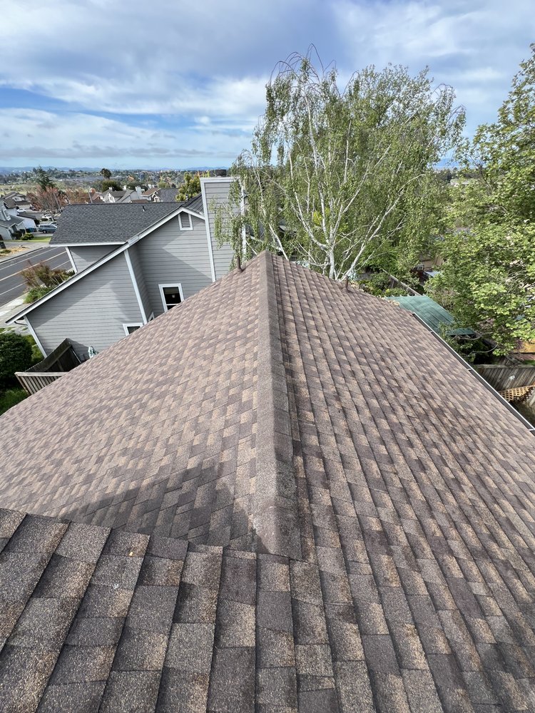 Slide of G&T BROTHERS ROOFING