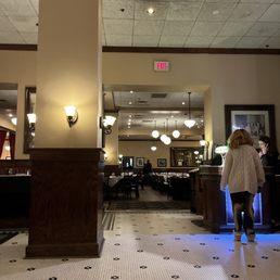 Maggiano's Maggiano's