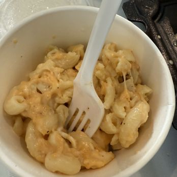 Hushpuppies Seafood Kitchen - Mac - Seafood Near Me - Summerville, South Carolina Hushpuppies Seafood Kitchen - Mac - Seafood Near Me - Summerville, South Carolina