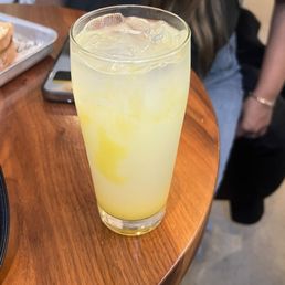Mint lemonade