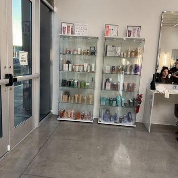 Scalp Bar - More products for purchase - Blow Dry/Out Services Near Me - Las Vegas, Nevada Scalp Bar - More products for purchase - Blow Dry/Out Services Near Me - Las Vegas, Nevada