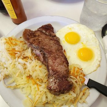 Junes Cafe - Breakfast & Brunch Near Me - Santa Ana, California
