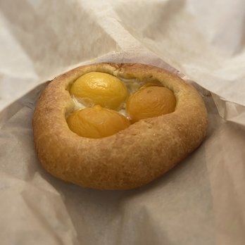 Bread Story New York - Apricot tart - Bakeries Near Me - New York, New York Bread Story New York - Apricot tart - Bakeries Near Me - New York, New York