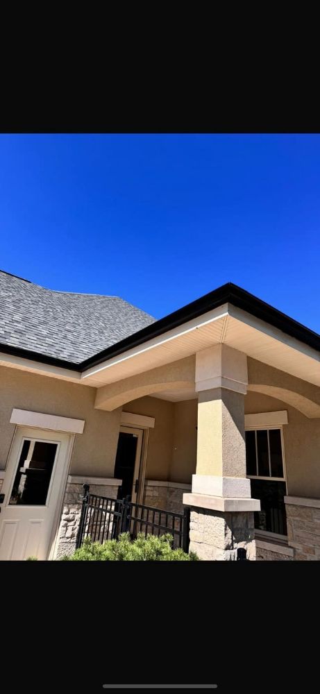 Slide of Triple GGG's Seamless Gutters