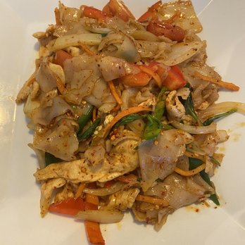 Blu Jasmine Thai Kitchen - She asked me how spicy 1-5 I asked for a 10.  Drunken noodle portion size is perfect and the tom kha coconut soup is great. - Sushi Bars Near Me - Hudson Oaks, Texas