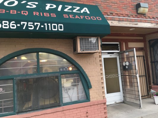 Nono's Pizza by null