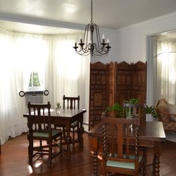 The Ruffled Duck House - Breakfast Room