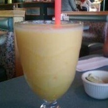 Los Tres Cochinitos - mango margarita! - Mexican Near Me - Wilmington, California