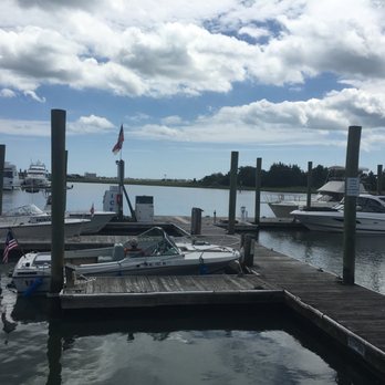 Dockside Restaurant & Bar - Seafood Near Me - Wilmington, North Carolina