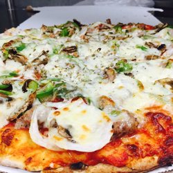 Jimbo's Pizza - Thin crust!