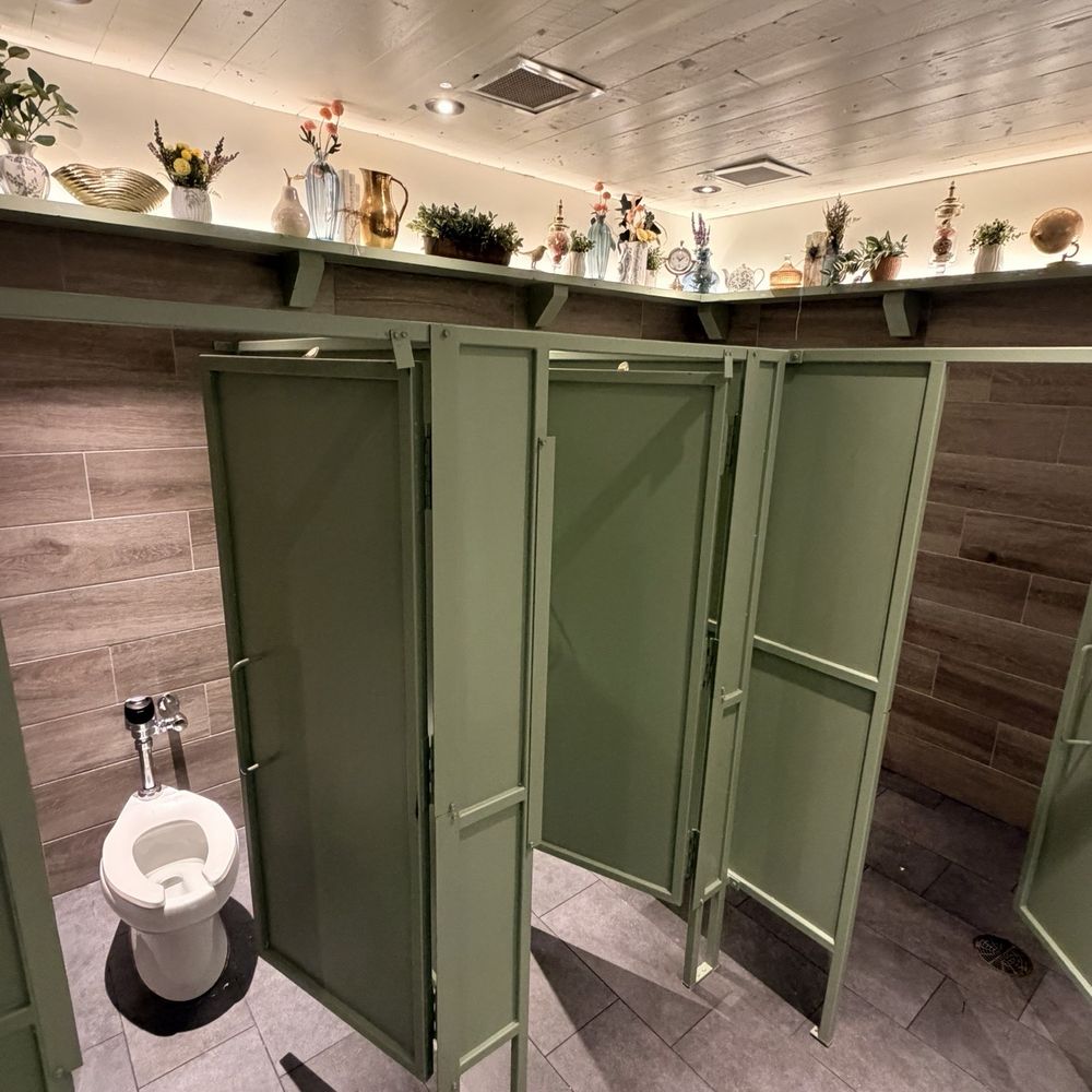 Flora - Bathrooms looked and smelled amazing - New American Near Me - Charlotte, North Carolina
