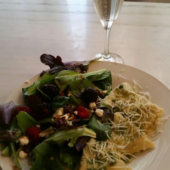 La Dolce Vita Spa - Lunch after the massage - Massage Near Me - Long Beach, California La Dolce Vita Spa - Lunch after the massage - Massage Near Me - Long Beach, California