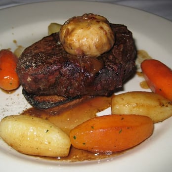 J & A Caterers - Beef Tenderloin with Abbey-Ale Sauce and Vegetables - American Near Me - Philadelphia, Pennsylvania