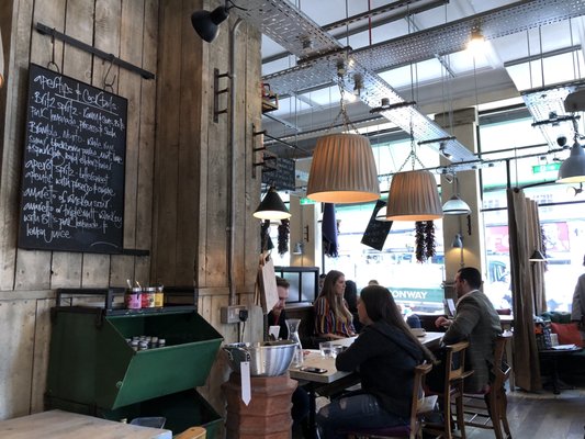 Bill's Baker Street Restaurant by null