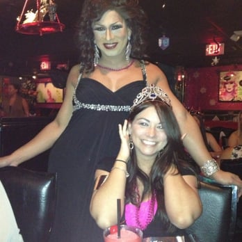 Lips - Florida - Bachelorette fun! - Bars Near Me - Oakland Park, Florida