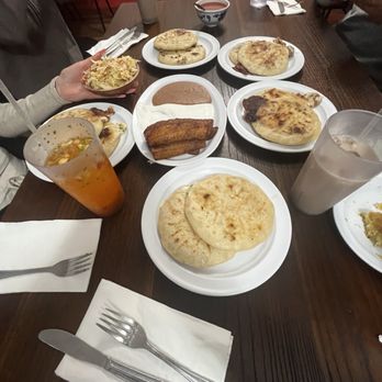 Los Planes De Renderos Pupuseria - Salvadoran Near Me - San Francisco, California