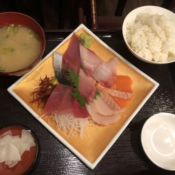 Waraku - Sashimi lunch - Izakaya Near Me - Torrance, California Waraku - Sashimi lunch - Izakaya Near Me - Torrance, California