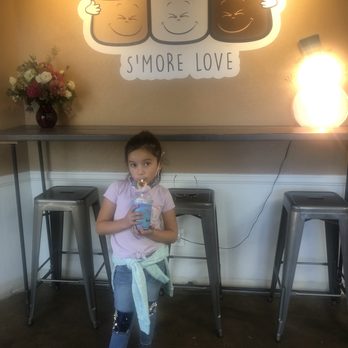 Toasted Mallow - Pretty Unicorn - Desserts Near Me - Gilbert, Arizona Toasted Mallow - Pretty Unicorn - Desserts Near Me - Gilbert, Arizona