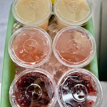 Mexi-Cali - Agua frescas:
horchata, Jamaica, Guava, - Food Trucks Near Me - San Francisco, California Mexi-Cali - Agua frescas:
horchata, Jamaica, Guava, - Food Trucks Near Me - San Francisco, California