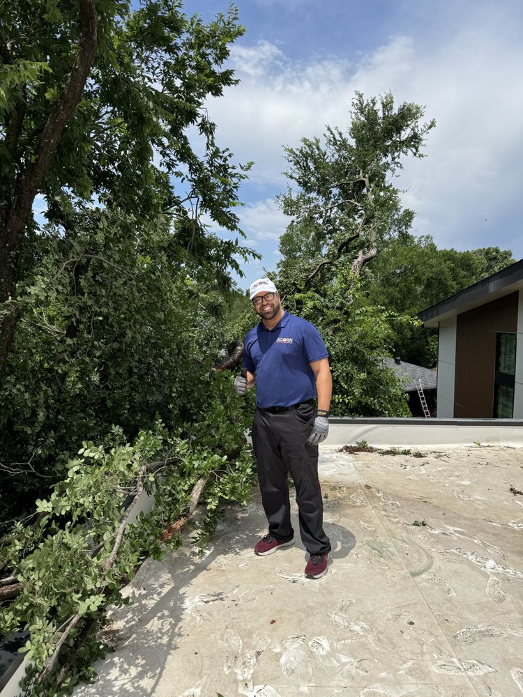 Slide of Acorn Roofing & Construction