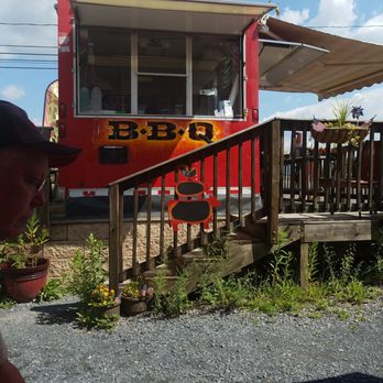 Triple Crown BBQ - Barbeque Near Me - Luray, Virginia Triple Crown BBQ - Barbeque Near Me - Luray, Virginia