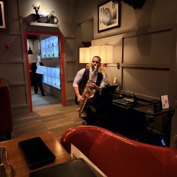 Steak & Bourbon - Steakhouses Near Me - Louisville, Kentucky Steak & Bourbon - Steakhouses Near Me - Louisville, Kentucky