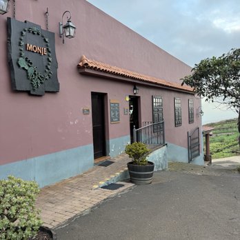 Bodega Monje - Spanish Near Me - El Sauzal, TF