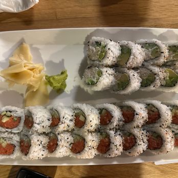 Noburu Ramen and Sushi - Spicy tuna roll and avocado roll - Ramen Near Me - Redmond, Washington